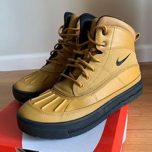 Nike Woodside 2 High Boots